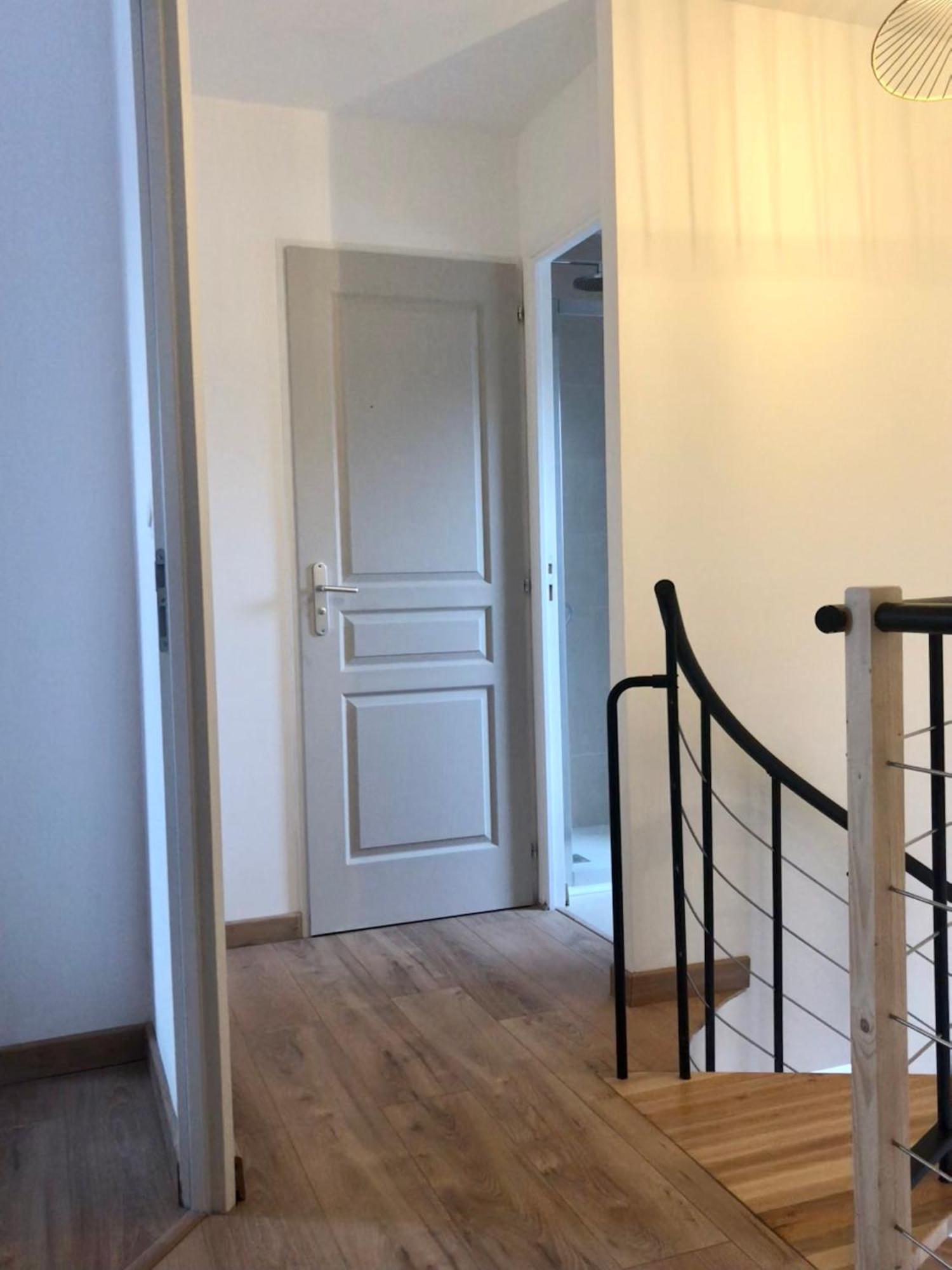 Joli Appartement En Duplex Neuf A Saint-Josse Luaran gambar